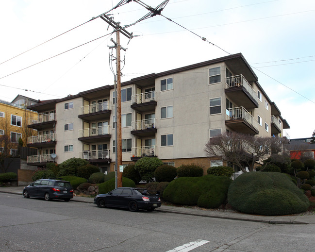 Orion Apartments in Seattle, WA - Building Photo - Building Photo