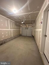 102 Telluride Wy in Charles Town, WV - Building Photo - Building Photo