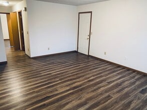 2736 S Glenview Ave in Springfield, MO - Building Photo - Building Photo