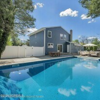 1143-1145-1145 Roe Ave in Point Pleasant, NJ - Building Photo