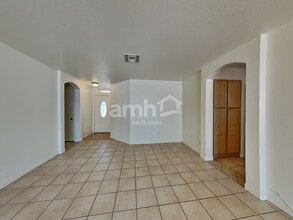 1324 W Pleasant Ln in Phoenix, AZ - Building Photo - Building Photo