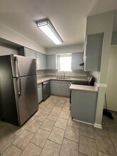 3312 Taft Park, Unit D in Metairie, LA - Foto de edificio - Building Photo