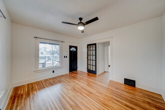 818 S 31st St, Unit 1 in Lincoln, NE - Building Photo - Building Photo