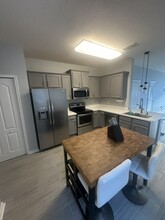 44 Buckley Ct in St. Augustine, FL - Foto de edificio - Building Photo