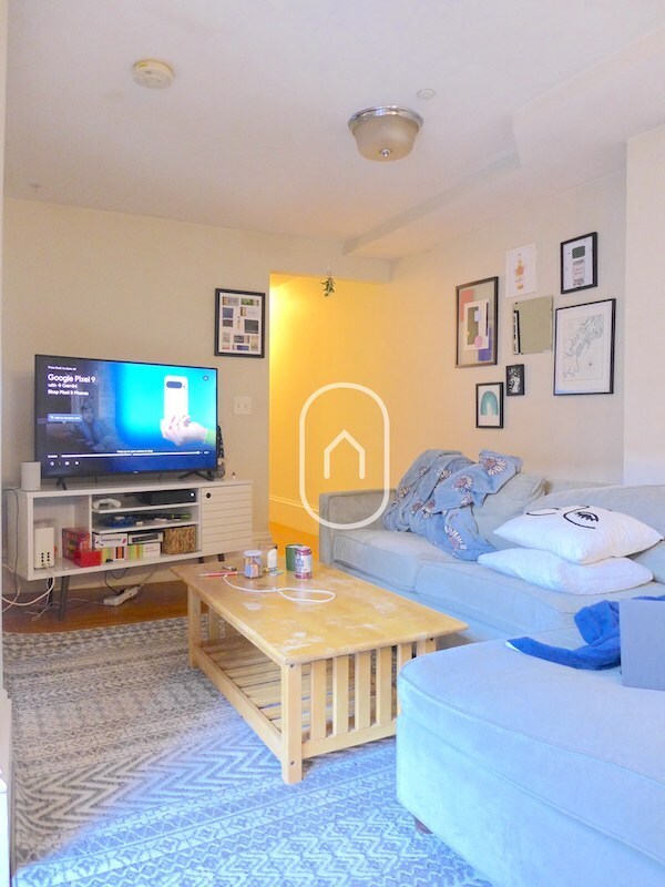 619 Massachusetts Ave, Unit 1B