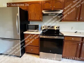 1442 Taramore Dr in Florence, KY - Building Photo - Building Photo