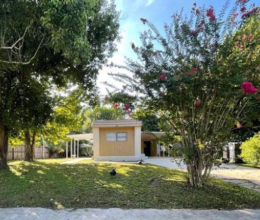 property at 6954 Pompeii Rd