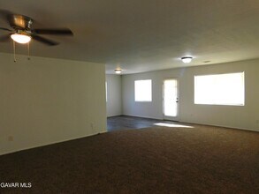 8312 Tamarack Ave in California City, CA - Building Photo - Building Photo