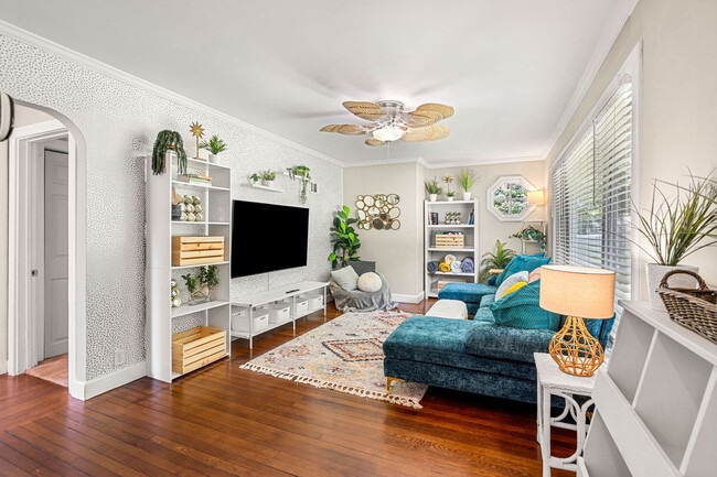 6 Elwyn Rd in Portsmouth, NH - Building Photo - Building Photo