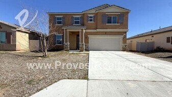 15765 Thyme Ct in Adelanto, CA - Building Photo