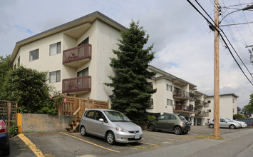 Cavalier Manor Apartments in Vancouver, BC - Building Photo - Building Photo