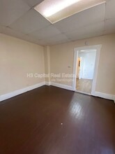 2207 Lee Ave in Granite City, IL - Building Photo - Building Photo