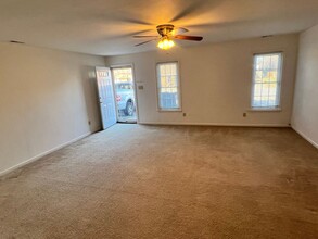 2605 Meadows Lndg in Chesapeake, VA - Building Photo - Building Photo
