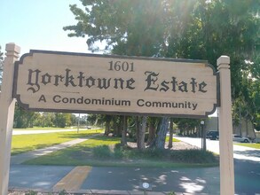 1601 Big Tree Rd in South Daytona, FL - Building Photo - Building Photo