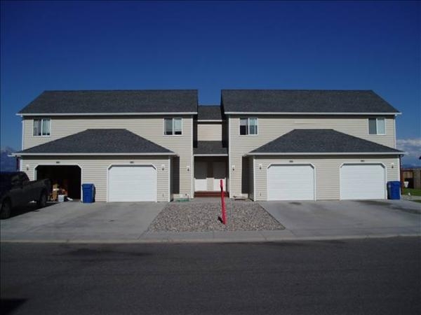 1103 N River Rock Rd in Belgrade, MT - Building Photo