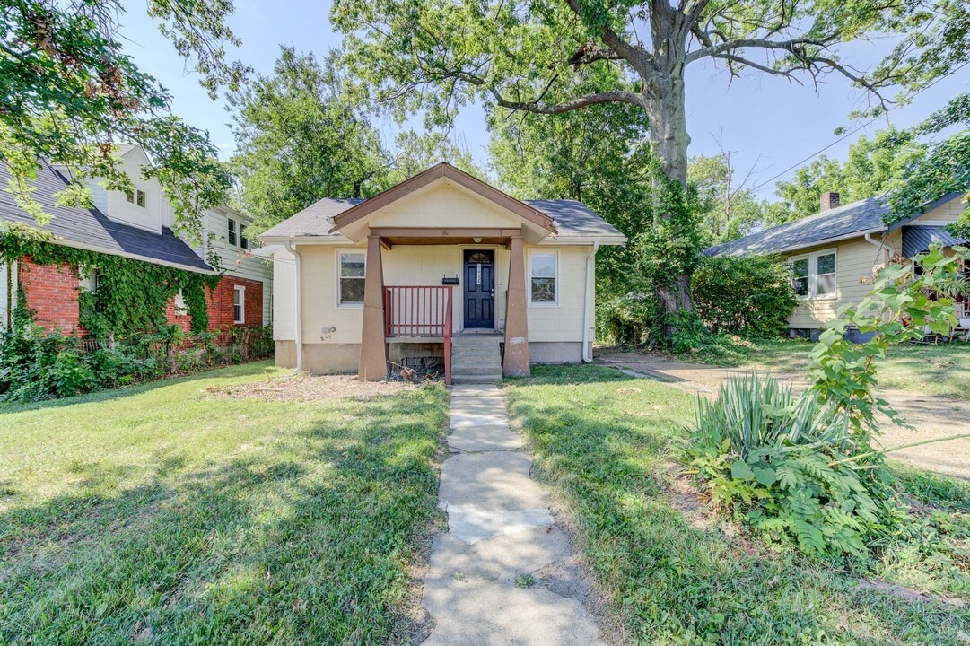 9414 Liberty Ave in St. Louis, MO - Building Photo