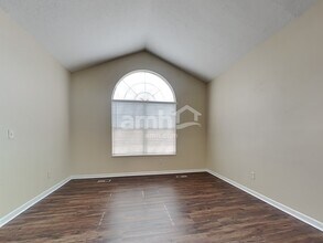 1232 Ben Avon in Batavia, OH - Foto de edificio - Building Photo