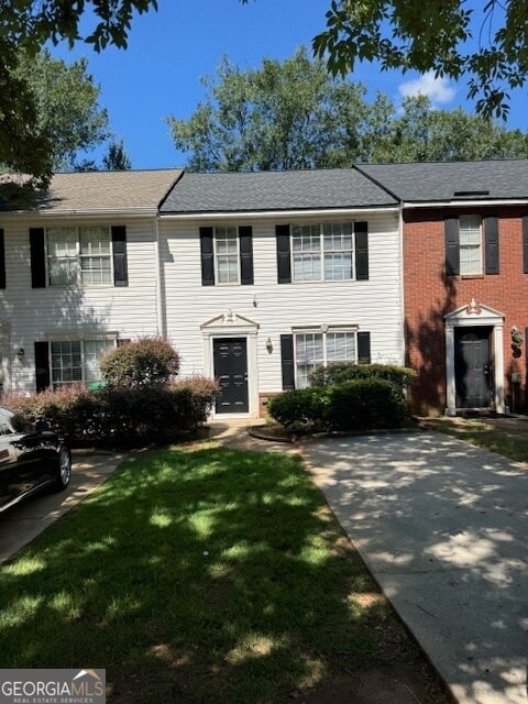 5599 Fair Creek Way in Stonecrest, GA - Building Photo