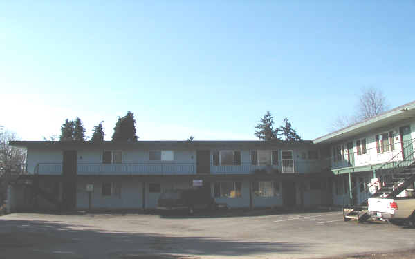 Cascadia Apartments in Redmond, WA - Building Photo - Building Photo