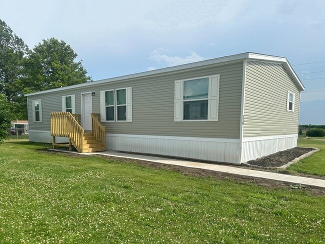 property at 14876 Washington Rd
