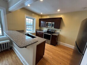 9 Ricker Park, Unit C3 in Portland, ME - Building Photo - Building Photo