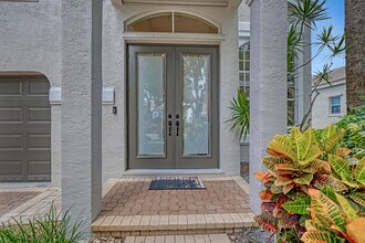 2063 Reston Cir in Royal Palm Beach, FL - Building Photo - Building Photo