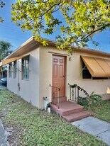 1101 N Federal Hwy in Lake Worth Beach, FL - Building Photo