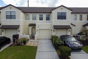 2210 Seven Oaks Dr in St. Cloud, FL - Building Photo