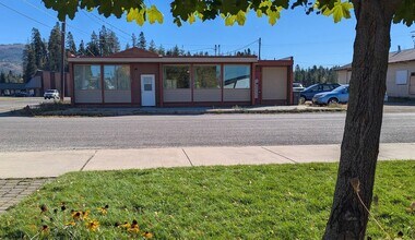 77 S Treat St in Priest River, ID - Building Photo - Building Photo