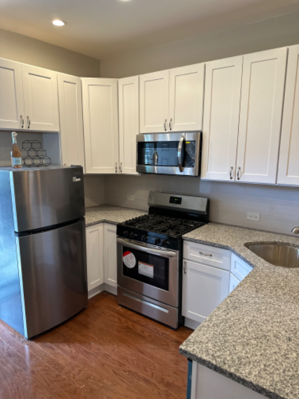 property at 6940 S Wabash Ave