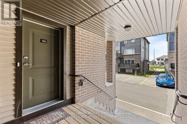 706 Amberwing Private in Ottawa, ON - Building Photo - Building Photo