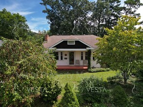 3 Grace Ave in Asheville, NC - Building Photo - Building Photo