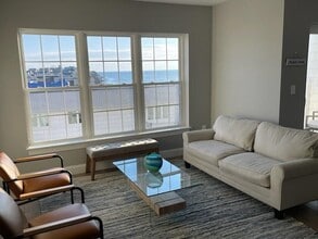435 Ocean Blvd, Unit 403 in Hampton, NH - Building Photo - Building Photo