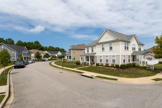 Lovell Cove in Patuxent River, MD - Building Photo - Building Photo