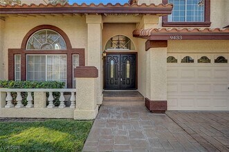 9433 Angelfish Dr in Las Vegas, NV - Building Photo - Building Photo