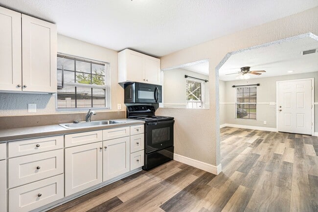 property at 3703 E North Bay St