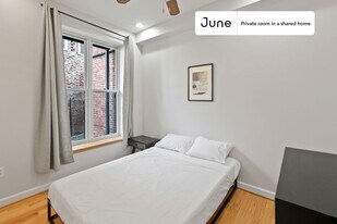 Private bedroom in 3 bed/2.5 bath Home in Washington, DC - Building Photo