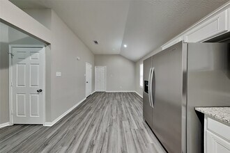 12234 Innisfall Cir in Tomball, TX - Building Photo - Building Photo