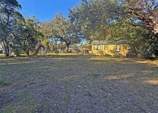 3215 E Louisiana Ave in Tampa, FL - Building Photo - Building Photo