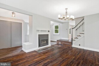 509 Denham Rd in Rockville, MD - Building Photo - Building Photo