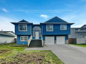 8108 202nd St Ct E in Spanaway, WA - Building Photo