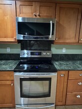 45-423-423 Pua Inia St in Kaneohe, HI - Building Photo - Building Photo