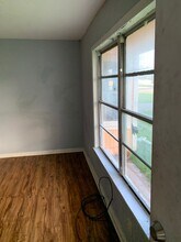 2806 Avenue M 1/2 in Galveston, TX - Building Photo - Building Photo