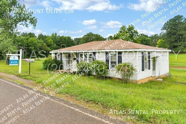 1760 Mt Olive Cir in Talladega, AL - Foto de edificio - Building Photo