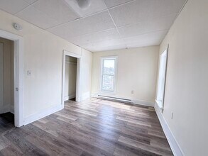 150 E Market St in Williamstown, PA - Building Photo - Building Photo