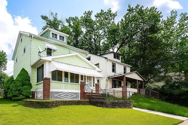 property at 4753 Blythin Rd