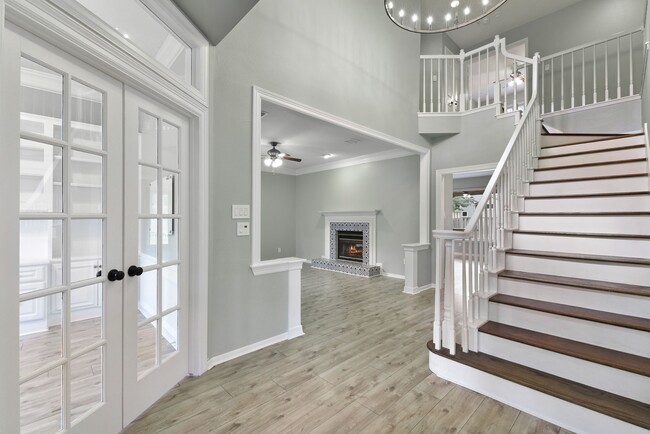 property at 31 Treescape Cir