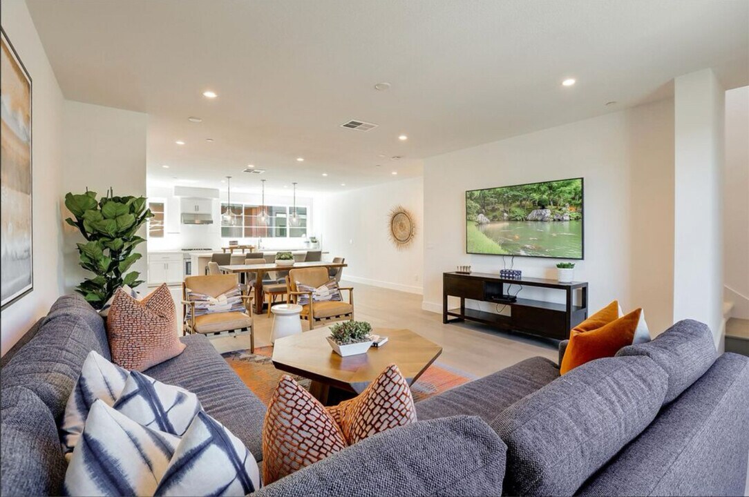 15017 Briggs Ct in Los Gatos, CA - Building Photo