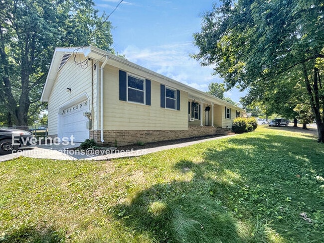 property at 5438 Village Garden Dr