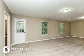 6415 E Meyer Dr in Morrow, GA - Building Photo - Building Photo